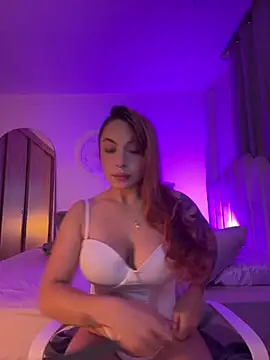 GiaStonne online show from March 20, 2:27 am