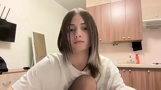 Snapshot of AidaGloshen chatting on October 30, 6:19 pm AidaGloshen online show from October 30, 6:19 pm