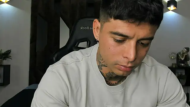 Snapshot of MATEO_DILUCA chatting on January 9, 9:38 pm MATEO DILUCA online show from January 9, 9:38 pm