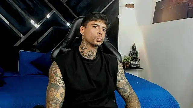 Snapshot of MATEO_DILUCA chatting on February 15, 10:06 pm MATEO DILUCA online show from February 15, 10:06 pm