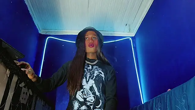 Snapshot of Kloe_cardashan chatting on November 3, 2:35 am Kloe cardashan online show from November 3, 2:35 am