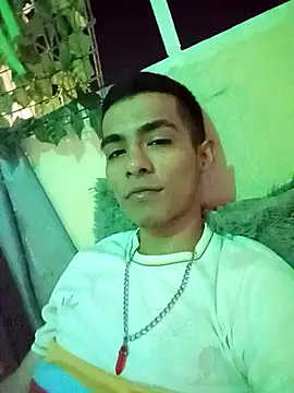 Snapshot of El-jhon chatting on November 3, 4:03 am El-jhon online show from November 3, 4:03 am