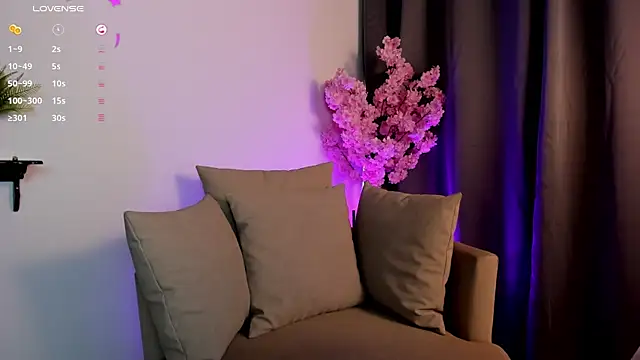 shaima   online show from March 28, 9:14 pm