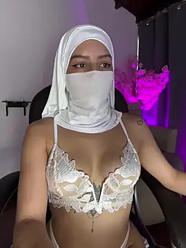 shaima   online show from June 11, 7:34 pm