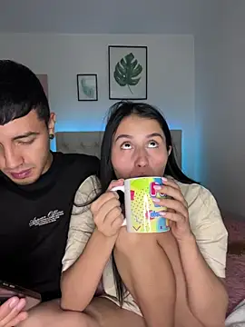 BIJOU SECRET online show from March 4, 3:12 am