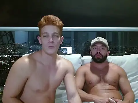 Snapshot of jeffandagus chatting on October 27, 2:15 am jeffandagus online show from October 27, 2:15 am