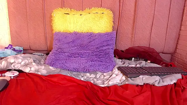 marceline cutte online show from December 14, 11:31 pm