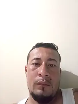 Snapshot of angel_cri chatting on November 5, 12:54 am angel cri online show from November 5, 12:54 am