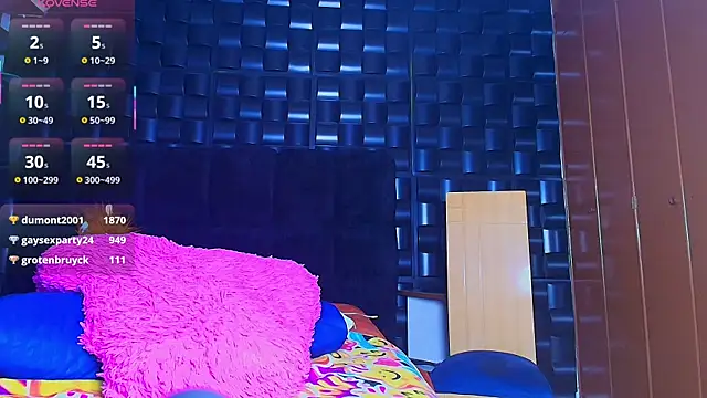 Kesha rosse  online show from November 29, 6:05 am