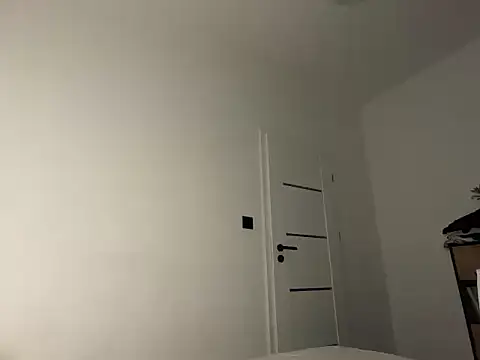 BrunoTwinkXXL online show from January 13, 3:28 pm