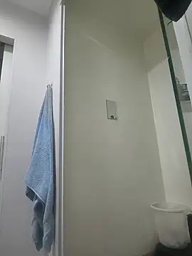 paupratodaobra84 online show from November 4, 11:59 pm