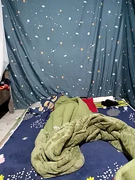 Phoena-a online show from February 2, 11:03 pm