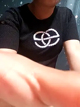 Phoena-a online show from March 22, 1:58 pm