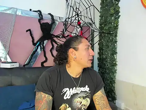 ErosyVenus69 online show from November 5, 6:19 pm