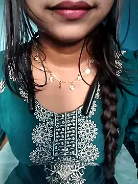 Snapshot of cute_mahi07 chatting on November 4, 10:58 am cute mahi07 online show from November 4, 10:58 am