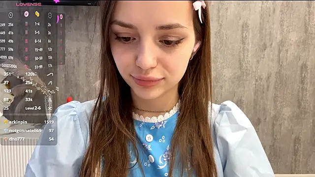 AliceStacy online show from March 24, 7:46 am