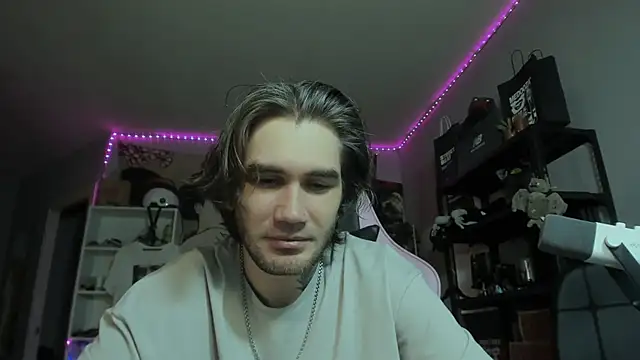 Go V Cs online show from January 16, 5:06 pm