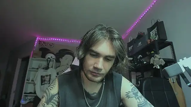 Go V Cs online show from February 5, 9:30 pm