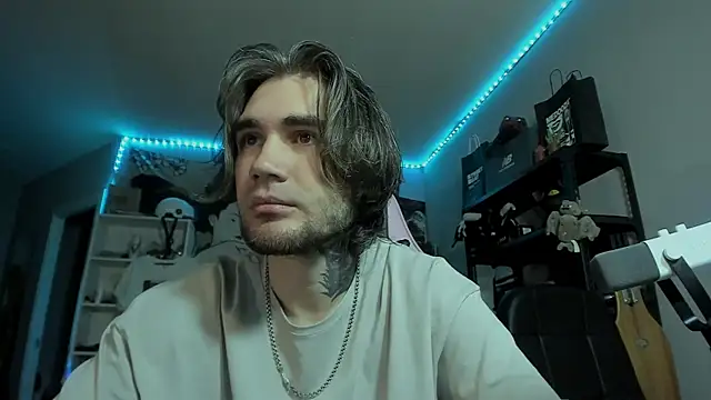 Go V Cs online show from February 8, 3:48 pm