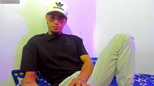 harold 777 online show from November 25, 9:37 pm