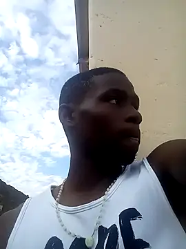 Snapshot of younggblackkCOCK19 chatting on October 27, 3:05 pm younggblackkCOCK19 online show from October 27, 3:05 pm