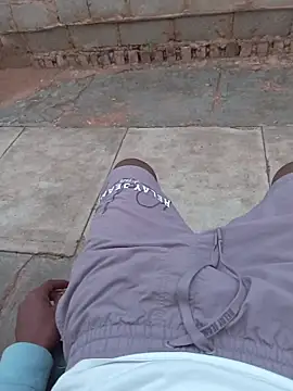 Snapshot of younggblackkCOCK19 chatting on November 4, 5:17 am younggblackkCOCK19 online show from November 4, 5:17 am