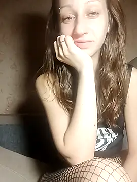 Snapshot of Charming-Charisma chatting on October 27, 12:58 am Charming-Charisma online show from October 27, 12:58 am