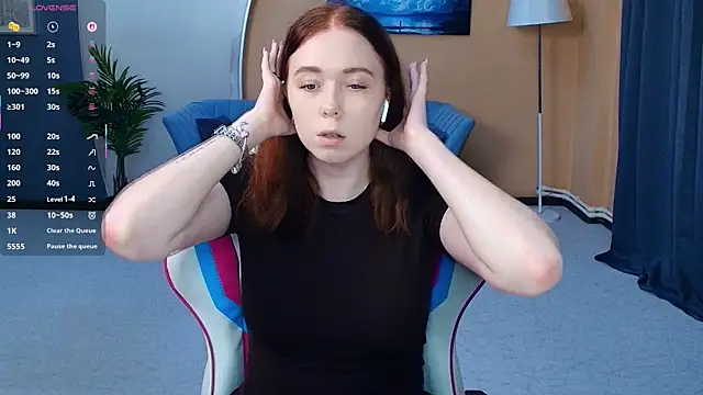 AddieOsler online show from May 25, 7:53 pm