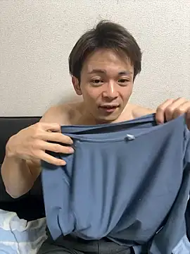 Snapshot of miyabi_yabi chatting on December 4, 2:04 pm miyabi yabi online show from December 4, 2:04 pm