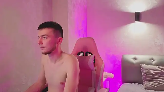 Oscar Beatrice online show from January 8, 9:11 am