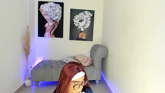 lizzakennedy online show from June 13, 12:03 pm