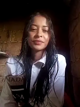 Tinaa18Love online show from November 24, 7:24 pm