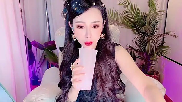 Vv123668 online show from November 17, 1:39 pm