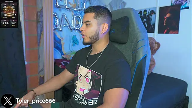 Tiler wolker online show from February 1, 9:02 pm