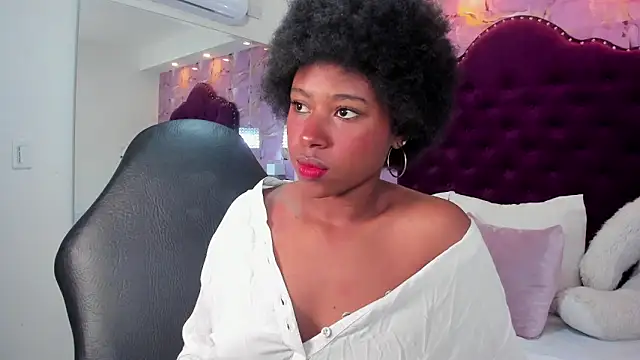 violeta ruizz online show from November 23, 1:00 pm