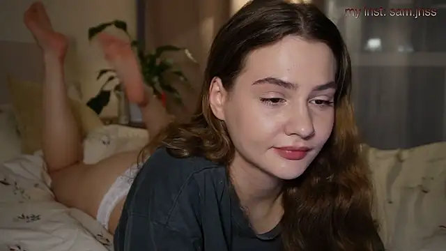 Snapshot of blooomis chatting on November 6, 6:42 pm blooomis online show from November 6, 6:42 pm