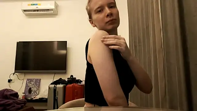 Snapshot of MargaretFairy chatting on November 22, 5:34 pm MargaretFairy online show from November 22, 5:34 pm