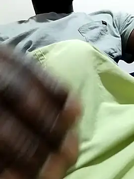 shoodly99 online show from December 17, 2:50 am