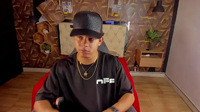 Snapshot of Maicol_ortiz chatting on November 1, 7:05 pm Maicol ortiz online show from November 1, 7:05 pm