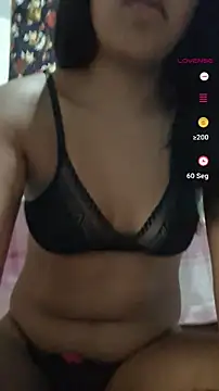 Snapshot of aleexacandy chatting on April 19, 6:54 pm aleexacandy online show from April 19, 6:54 pm