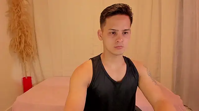 elmasmas01 online show from December 19, 1:07 pm