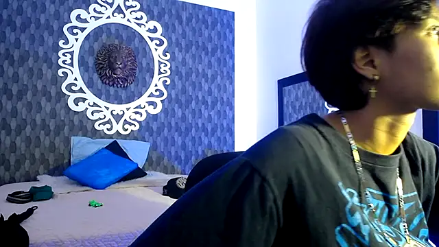 Snapshot of Ghost__Girl_ chatting on November 12, 3:18 am Ghost Girl online show from November 12, 3:18 am