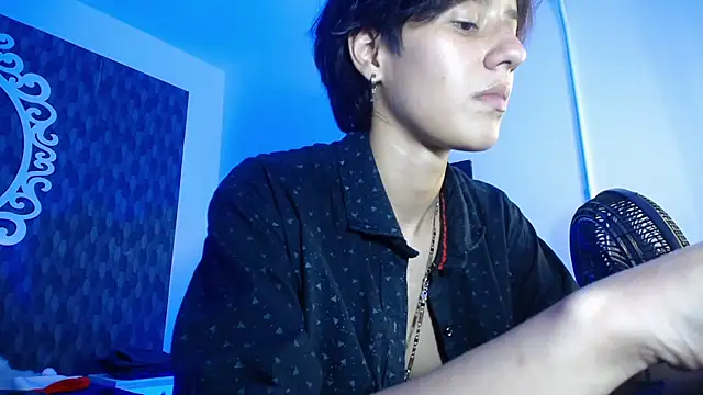 Snapshot of Ghost__Girl_ chatting on December 13, 7:53 pm Ghost Girl online show from December 13, 7:53 pm