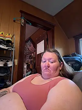 cuteandsassy85 online show from October 26, 10:36 pm