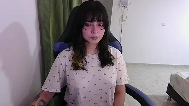 Annagoth  online show from November 6, 9:59 pm