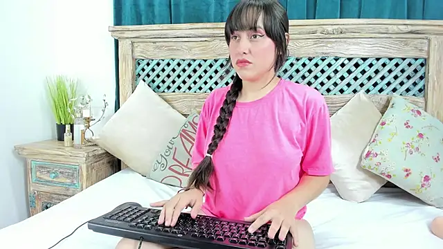 Cassandra Armani online show from March 22, 4:27 am