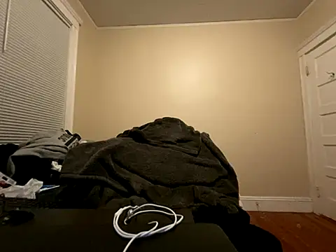 KeepItToMeOnly online show from November 10, 4:44 am