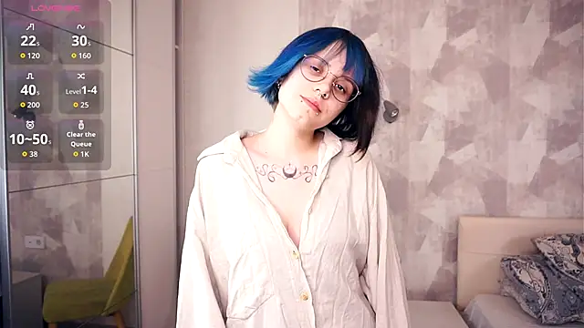 KellePourier online show from November 11, 6:19 pm