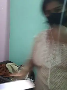 CUTE-GIRL-1 online show from June 22, 7:49 am