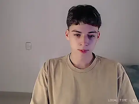 Sett 01 online show from October 26, 8:04 pm